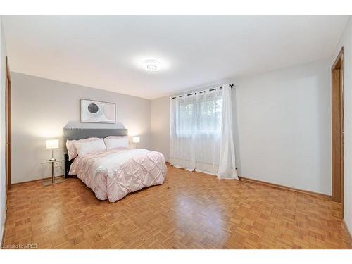 140 Renaud Drive, Waterloo, ON - Indoor Photo Showing Bedroom