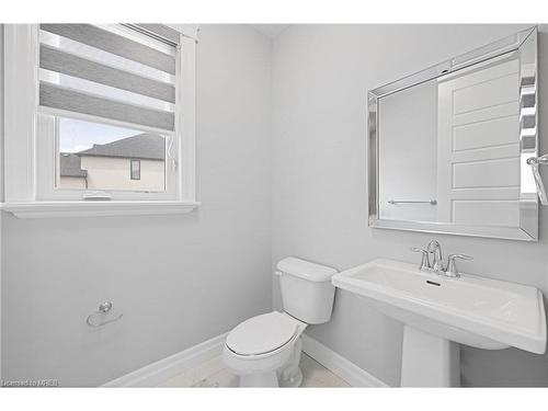 1544 Darfield Road, Essex, ON - Indoor Photo Showing Bathroom