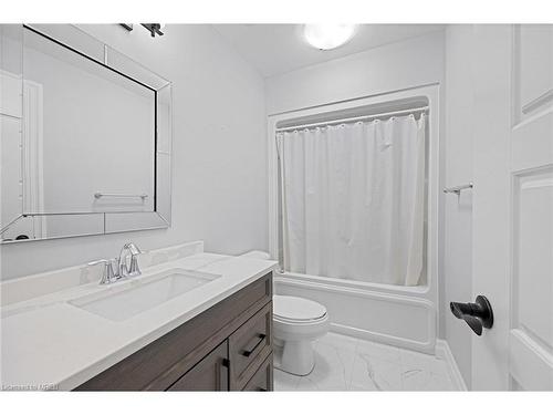 1544 Darfield Road, Essex, ON - Indoor Photo Showing Bathroom