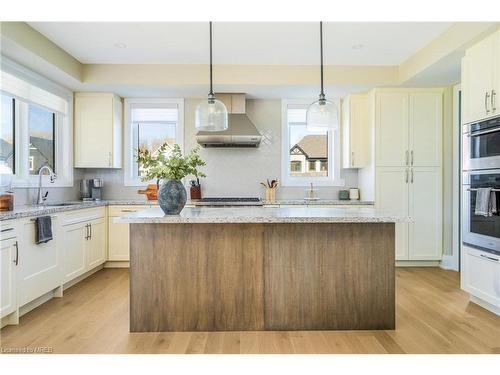 101 Stoneleigh Drive, The Blue Mountains, ON - Indoor Photo Showing Kitchen