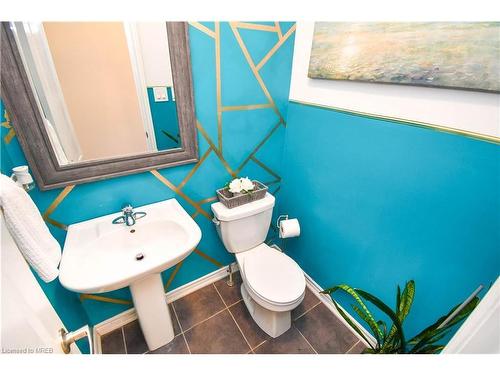 34 Deneb Street Street, Barrie, ON - Indoor Photo Showing Bathroom