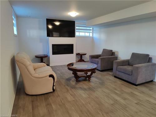 125 Sebastian Street, The Blue Mountains, ON - Indoor Photo Showing Living Room With Fireplace