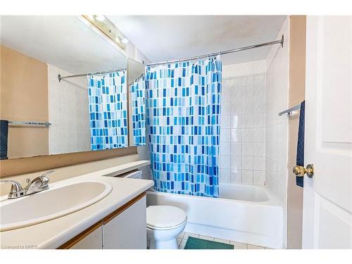 210-10 Malta Avenue, Brampton, ON - Indoor Photo Showing Bathroom