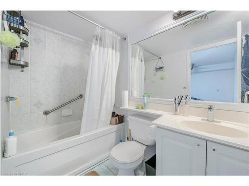 1211-2627 Mccowan Road, Toronto, ON - Indoor Photo Showing Bathroom
