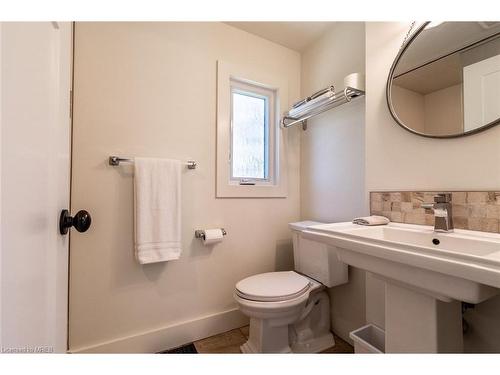 3039 Thunder Bay Road, Fort Erie, ON - Indoor Photo Showing Bathroom