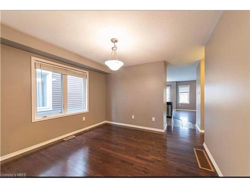 346 Apple Hill Crescent, Kitchener, ON - Indoor Photo Showing Other Room