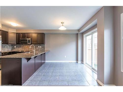 346 Apple Hill Crescent, Kitchener, ON - Indoor Photo Showing Kitchen With Upgraded Kitchen