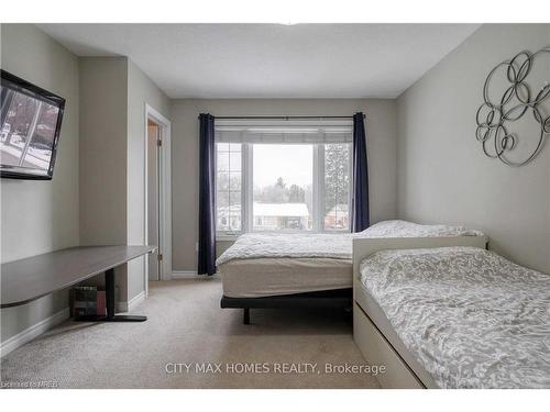 A-238 Woodhaven Road, Kitchener, ON - Indoor Photo Showing Bedroom