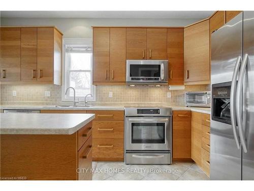 A-238 Woodhaven Road, Kitchener, ON - Indoor Photo Showing Kitchen With Upgraded Kitchen