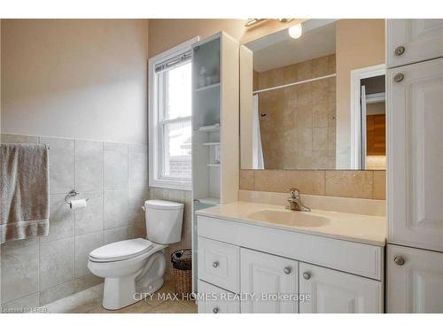 A-238 Woodhaven Road, Kitchener, ON - Indoor Photo Showing Bathroom