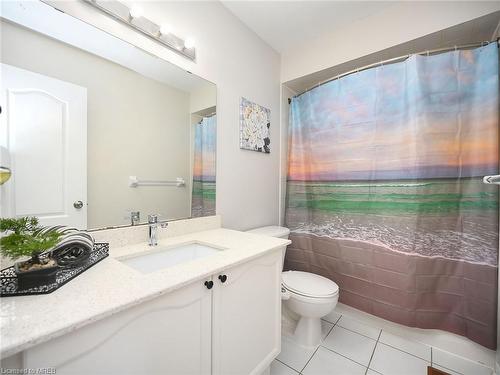 6154 Rowers Crescent, Mississauga, ON - Indoor Photo Showing Bathroom