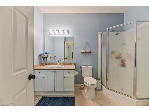 E-31-110 Activa Avenue, Kitchener, ON - Indoor Photo Showing Bathroom