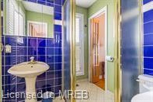 3551 Burningelm Crescent, Mississauga, ON - Indoor Photo Showing Bathroom