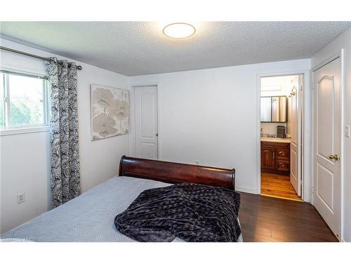 67 Telecom Road, Kawartha Lakes, ON - Indoor Photo Showing Bedroom