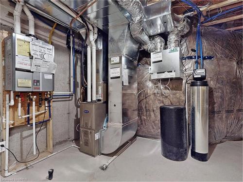 106-10 Birmingham Drive, Cambridge, ON - Indoor Photo Showing Basement