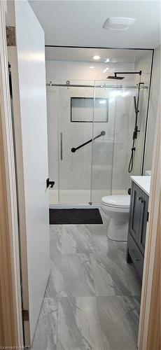 7156 Harding Crescent, Mississauga, ON - Indoor Photo Showing Bathroom