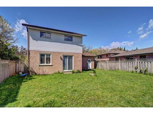 30 Maxwell Drive, Kitchener, ON - Outdoor