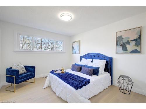 79 Hearth Crescent, Kitchener, ON - Indoor Photo Showing Bedroom