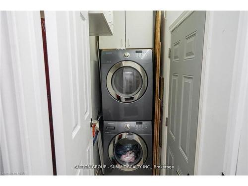 21 Carter Drive, Brampton, ON - Indoor Photo Showing Laundry Room