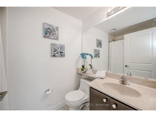 1002-60 Absolute Avenue, Mississauga, ON - Indoor Photo Showing Bathroom