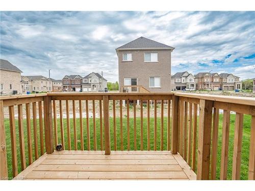 25 Elsegood Drive, Guelph, ON - Outdoor
