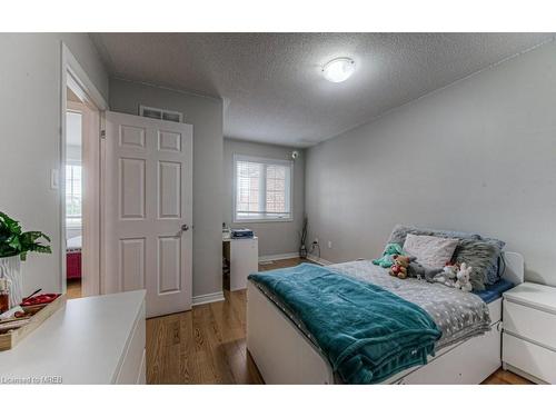 785 Megson Terrace, Milton, ON - Indoor Photo Showing Bedroom