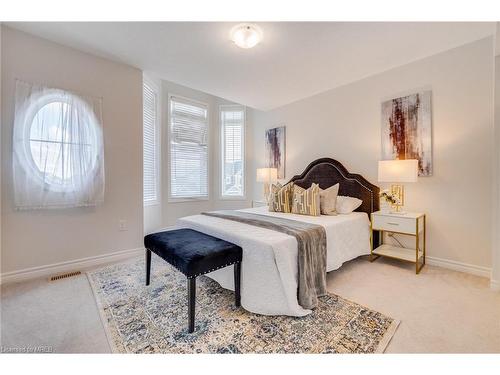 112 Ridge Road, Cambridge, ON - Indoor Photo Showing Bedroom
