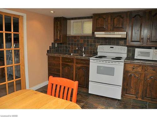 169 Cline Avenue S, Hamilton, ON - Indoor Photo Showing Kitchen