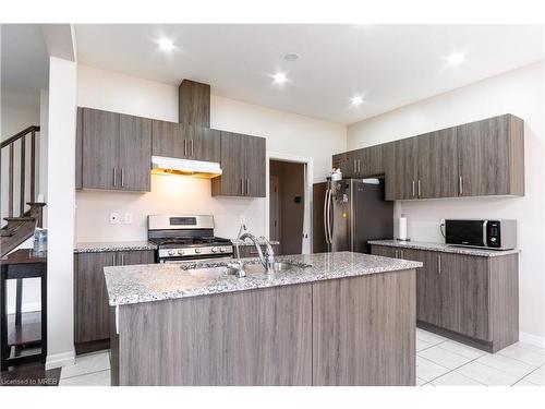 313 Freure Drive, Cambridge, ON - Indoor Photo Showing Kitchen