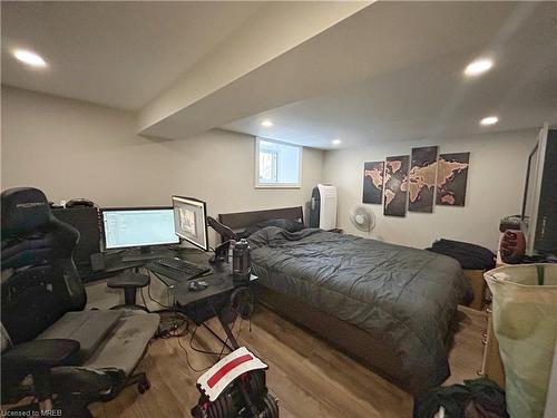 124 Carrick Avenue, Hamilton, ON - Indoor Photo Showing Other Room