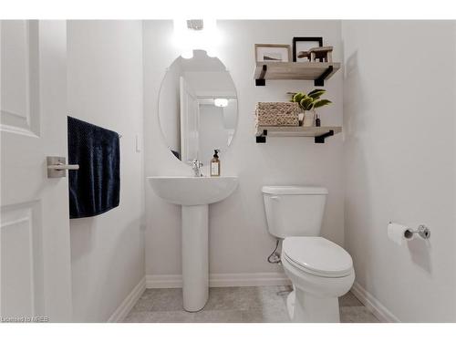 38 Renaissance Drive, St. Thomas, ON - Indoor Photo Showing Bathroom