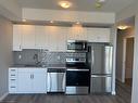 804-60 Charles Street W, Kitchener, ON  - Indoor Photo Showing Kitchen With Upgraded Kitchen 