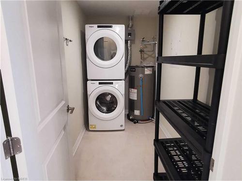 212-54 Koda Street, Barrie, ON - Indoor Photo Showing Laundry Room