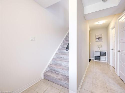 224 Thomas Slee Drive, Kitchener, ON - Indoor Photo Showing Other Room