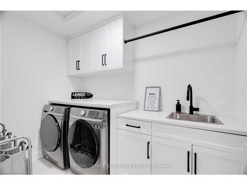 2076 Tokala Trail, London, ON - Indoor Photo Showing Laundry Room