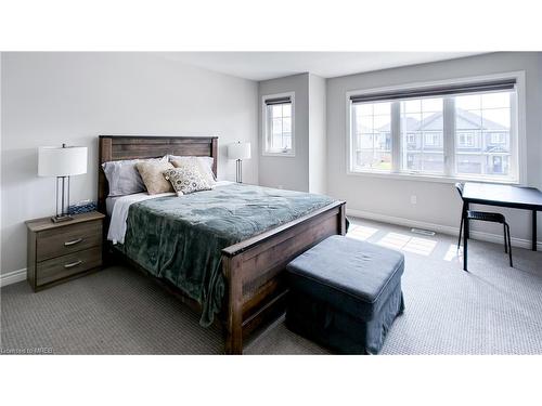 146 Juneberry Road, Thorold, ON - Indoor Photo Showing Bedroom