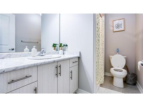 146 Juneberry Road, Thorold, ON - Indoor Photo Showing Bathroom