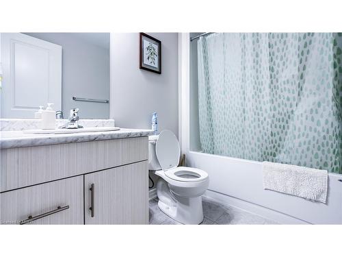 146 Juneberry Road, Thorold, ON - Indoor Photo Showing Bathroom