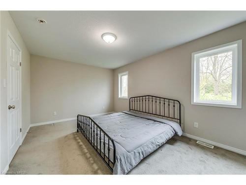23-50 Pinnacle Drive Drive, Kitchener, ON - Indoor Photo Showing Bedroom