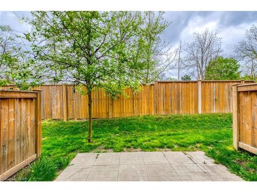 23-50 Pinnacle Drive Drive, Kitchener, ON - Outdoor With Backyard