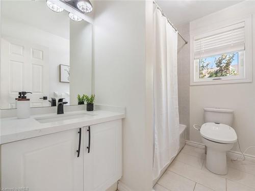 5021 Bunton Crescent, Burlington, ON - Indoor Photo Showing Bathroom