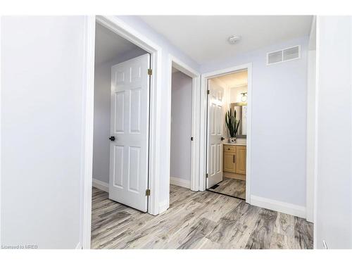 24 Mountain Laurel Crescent, Kitchener, ON - Indoor Photo Showing Other Room