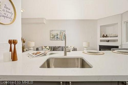 47 Stewart Maclaren Road, Georgetown, ON - Indoor Photo Showing Kitchen