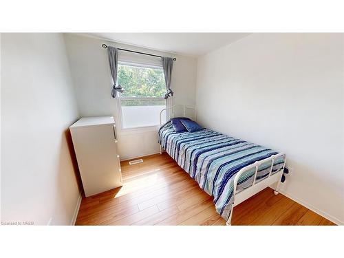 82 Moore Avenue, Aylmer, ON - Indoor Photo Showing Bedroom