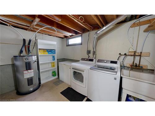82 Moore Avenue, Aylmer, ON - Indoor Photo Showing Laundry Room