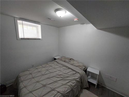 Lower-7 Maria Street, St. Catharines, ON - Indoor Photo Showing Bedroom