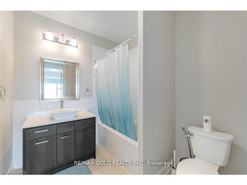 806-150 Main Street W, Hamilton, ON - Indoor Photo Showing Bathroom