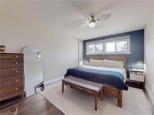 55-2670 Battleford Road, Mississauga, ON - Indoor Photo Showing Bedroom