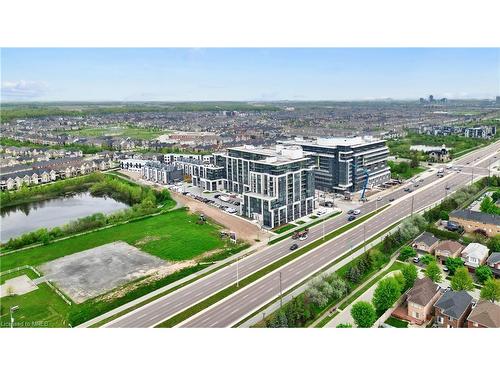 102-405 Dundas Street W, Oakville, ON - Outdoor With View