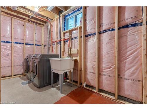 2399 Daisy Bend, London, ON - Indoor Photo Showing Basement